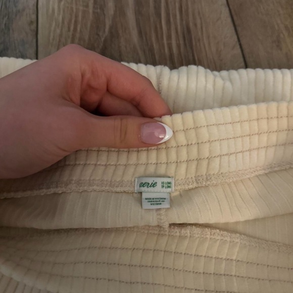 Aerie Cream Ribbed Pants - Picture 5 of 5